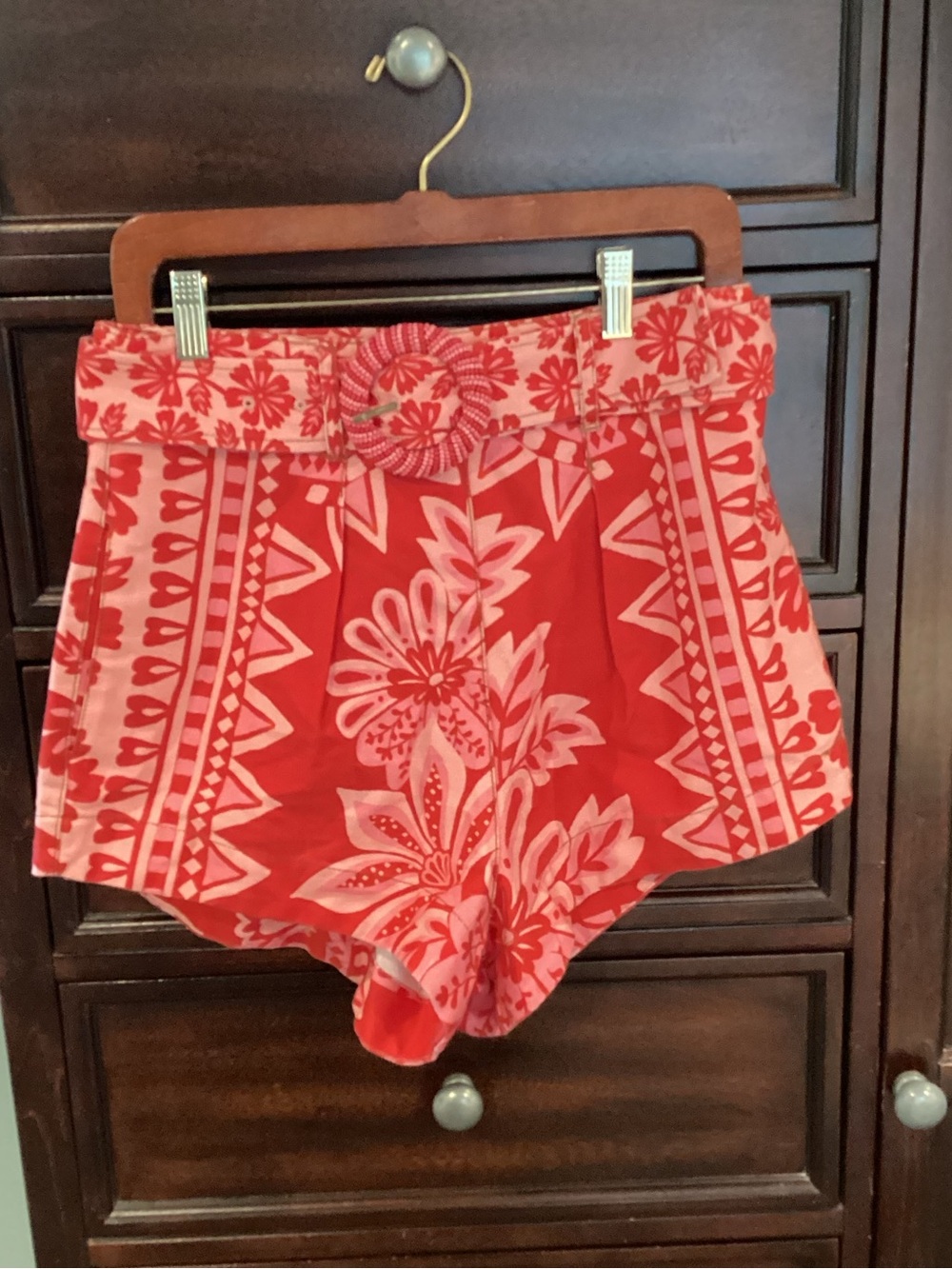 FARM Rio Flora Tapestry Red Belted Cotton High Waisted Shorts EUC